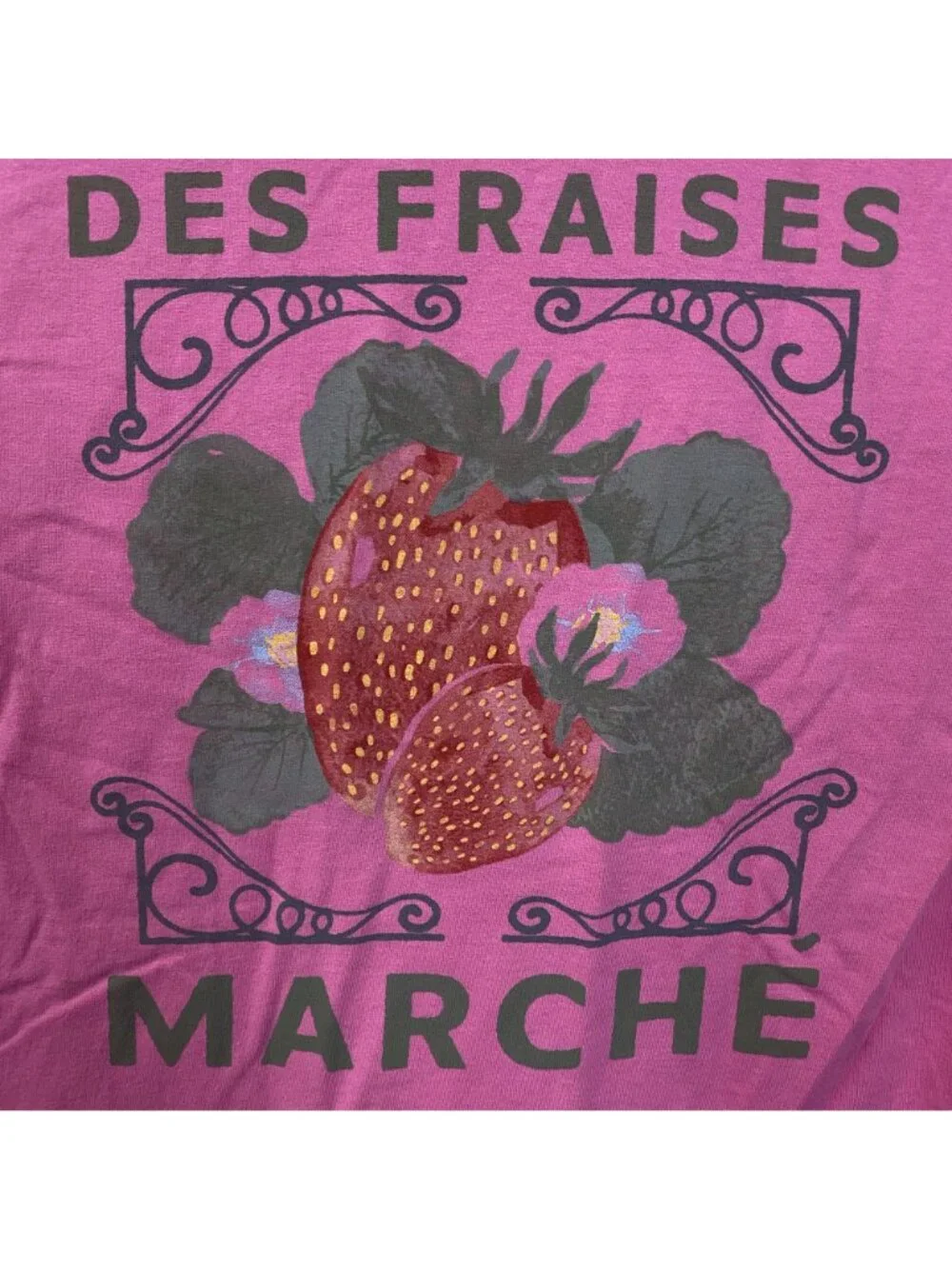 Junk Food Des Fraises Marché Cute Graphic T-Shirt Small